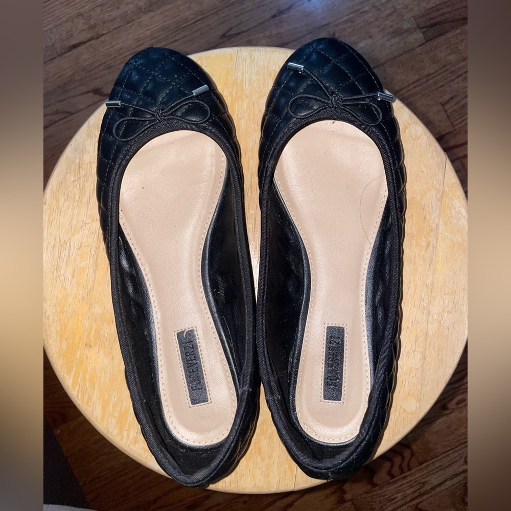 New NW Forever 21 Black Ballerina Flats Size 7